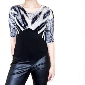 Young Fabulous & Broke Black & White Short Sleeve Tee Open Back Small